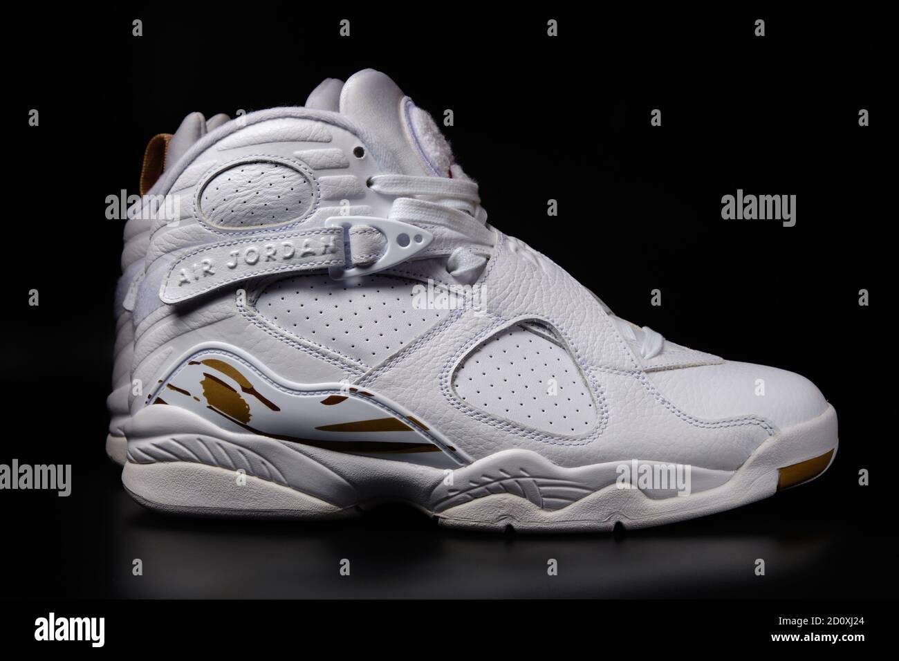 drake jordan 8