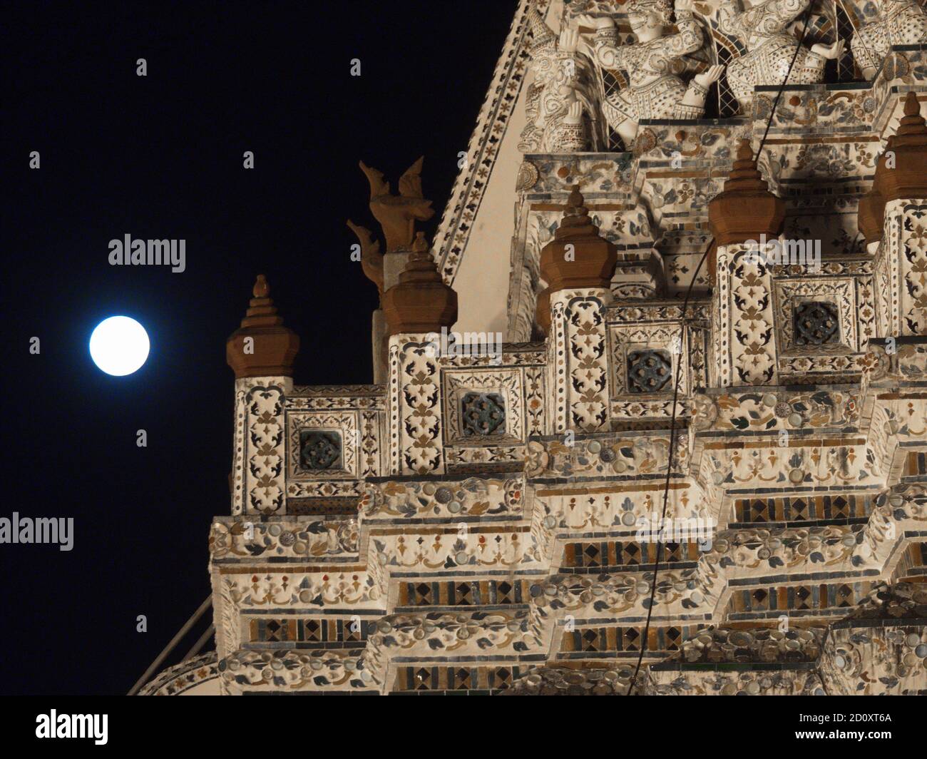 Wat Arun, Tempel der Morgenröte, Bangkok, Thailand, Südostasien Stockfoto Wat Arun, Tempel der Morgenröte, Bangkok, Thailand, Südostasien Stockfoto