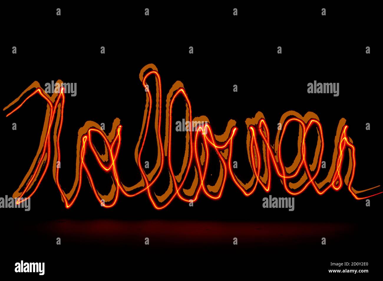 Gruseliger Halloween Schriftzug im Dunkeln Stockfoto
