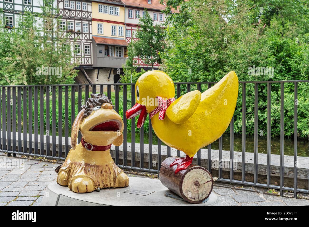 Die Figuren von Moppi und Schnatterinchen waren Puppenfiguren, die im  deutschen Fernsehen in der DDR verwendet wurden Stockfotografie - Alamy