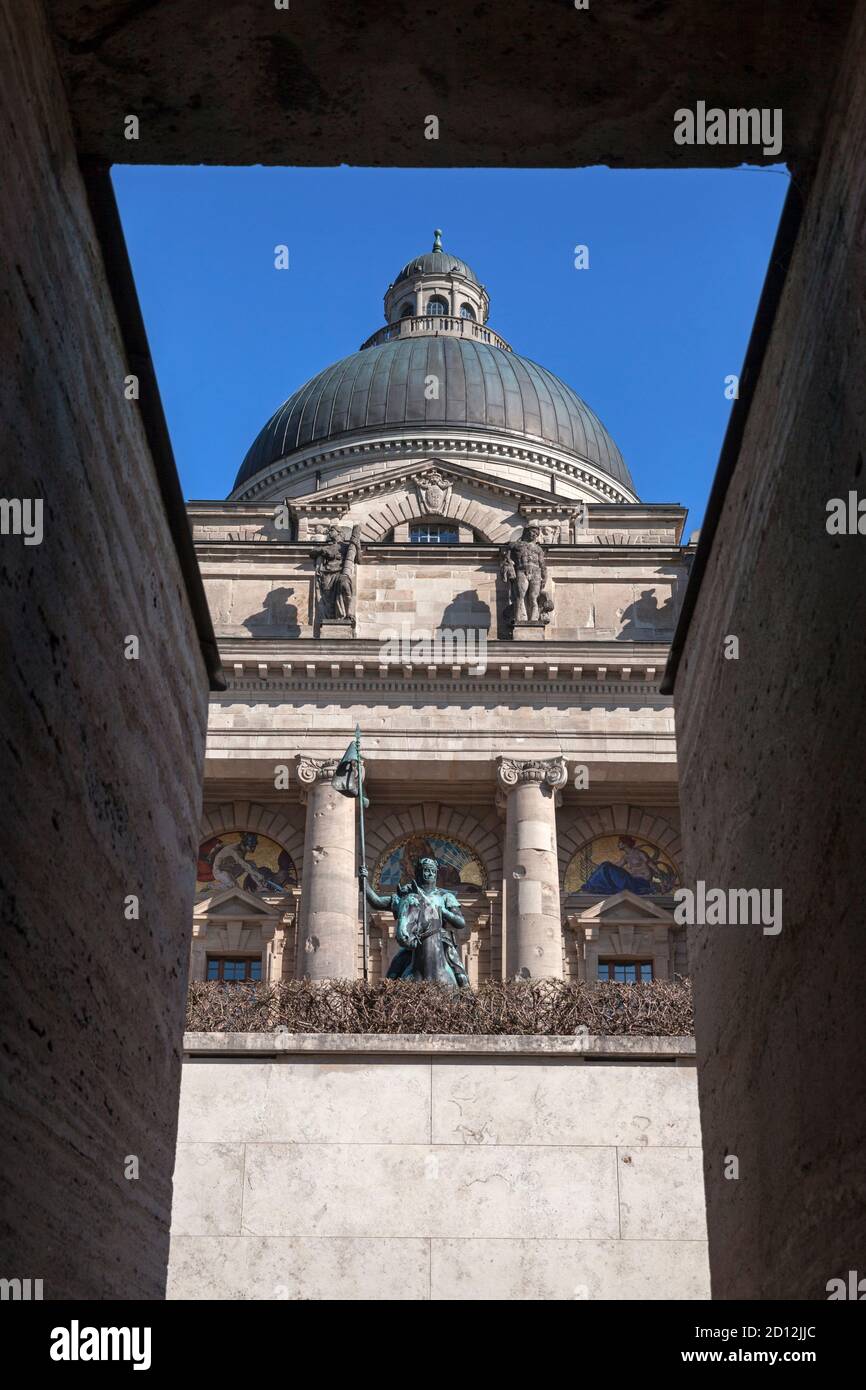 Geographie / Reisen, Deutschland, Bayern, München, Kuppelstruktur der Bayerischen Staatskanzlei, München, Additional-Rights-Clearance-Info-Not-available Stockfoto