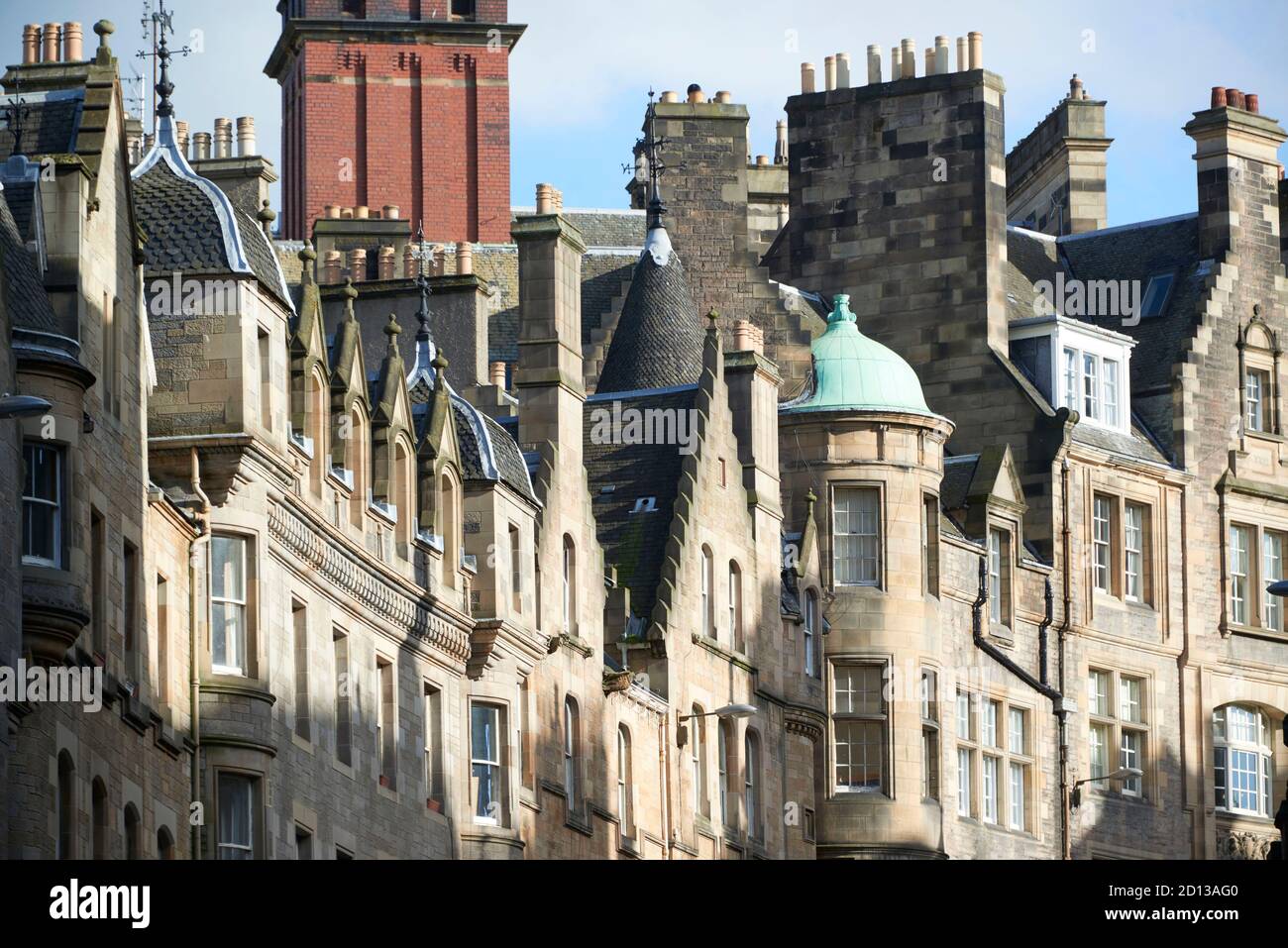 Straßenszene, Victoria Street, Altstadt von Edinburgh, Zentralschottland, Großbritannien Stockfoto