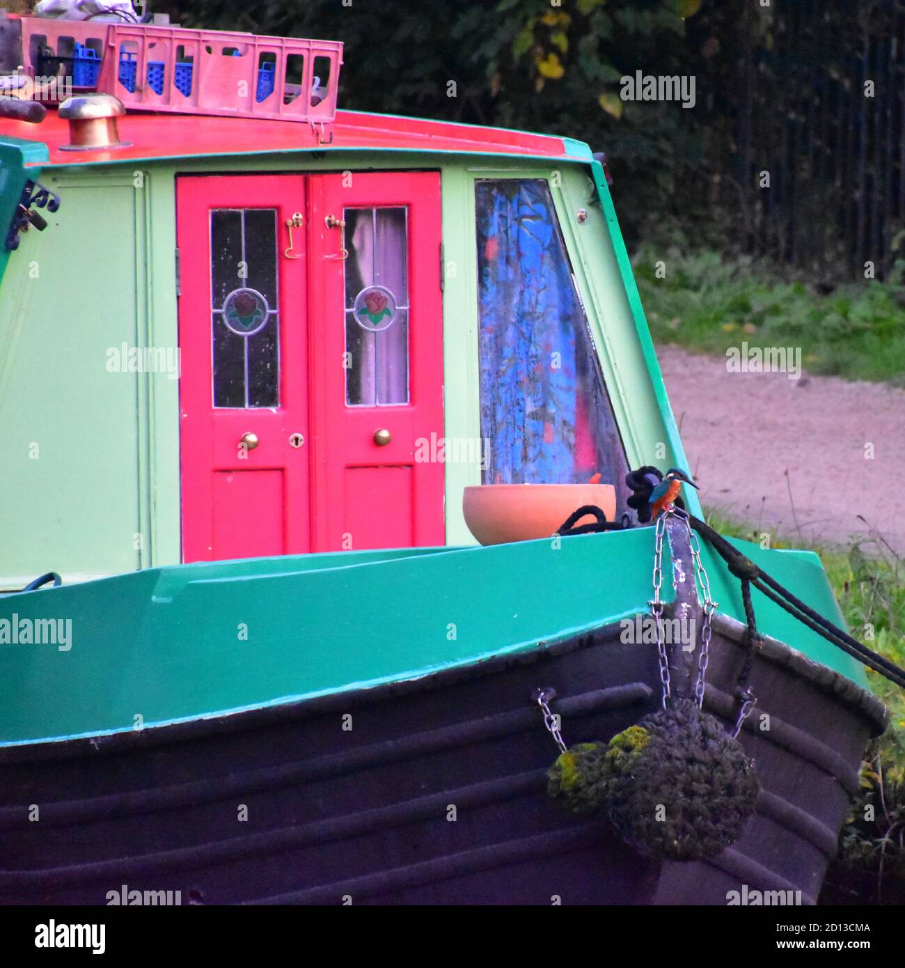 Eisvogel auf dem Schmalboot, Rochdale Canal, Hebden Bridge Stockfoto