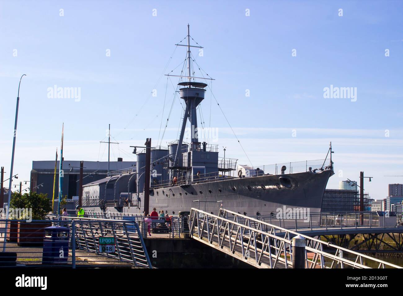 27. September 2020 HMS Caroline, ein stillgelegter C-Klasse leichter Kreuzer der Royal Navy, jetzt ein National Museum Schiff und dauerhaft in der Alex anliegete Stockfoto