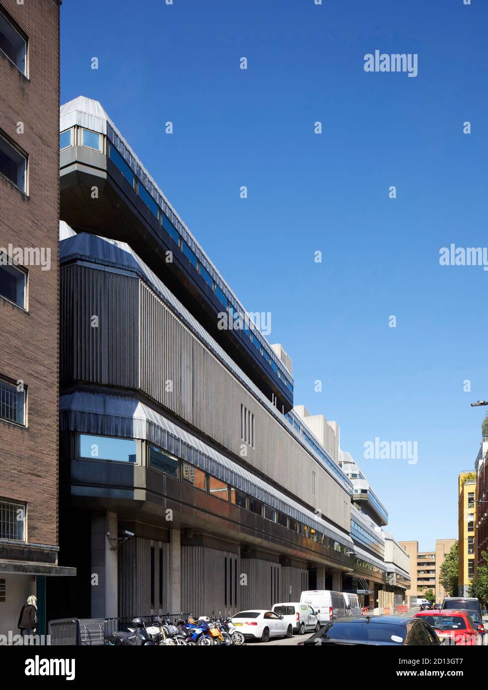 Sampson House (1976) entworfen von Fitzroy Robinson (abgerissen 2019). London Stadtbild, Straßen und Fassaden, London, Großbritannien. Architekt: Verschiedene Stockfoto