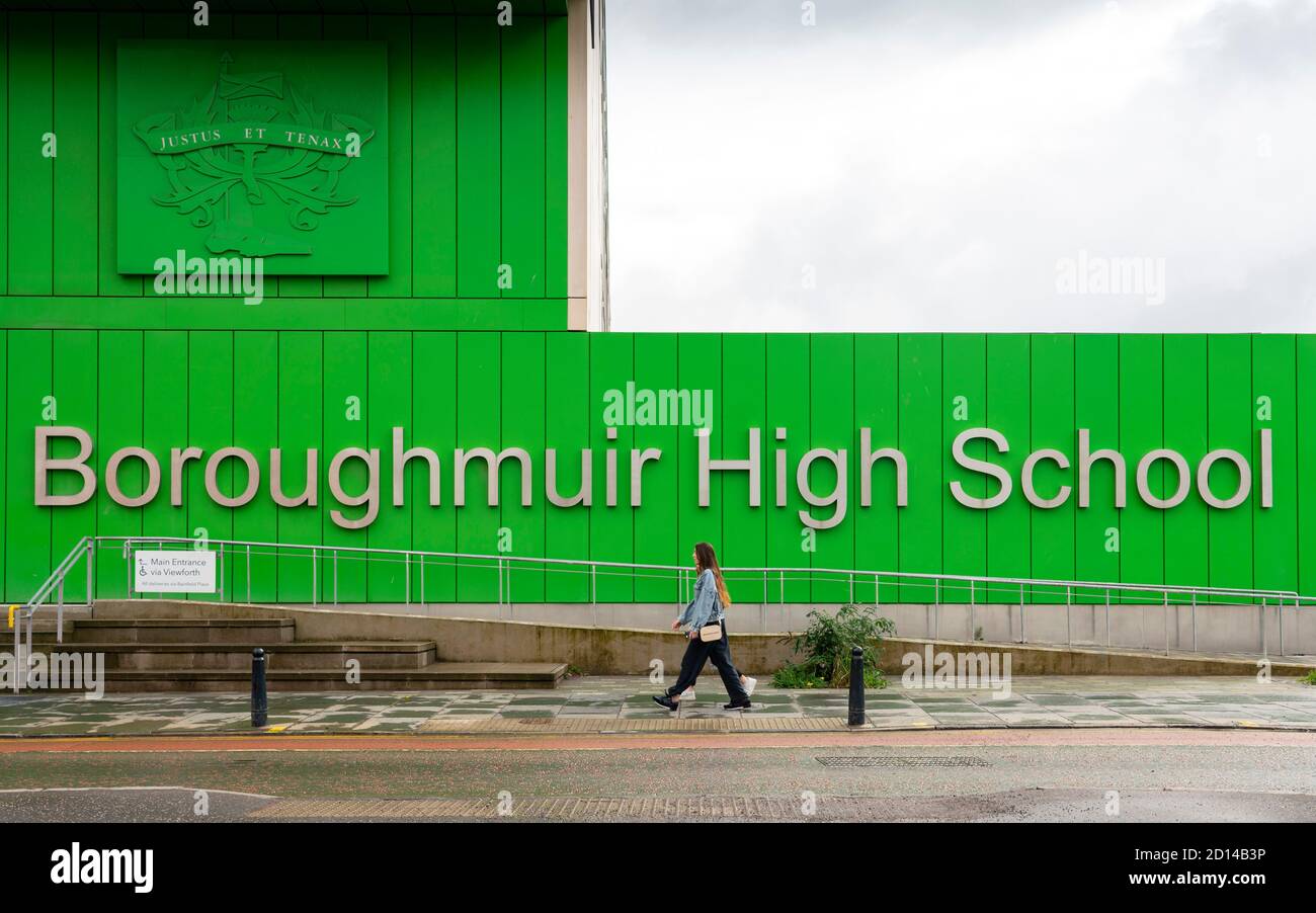 Außenansicht der modernen Architektur der neuen Boroughmuir High School in Fountainbridge, Edinburgh, Schottland, Großbritannien Stockfoto
