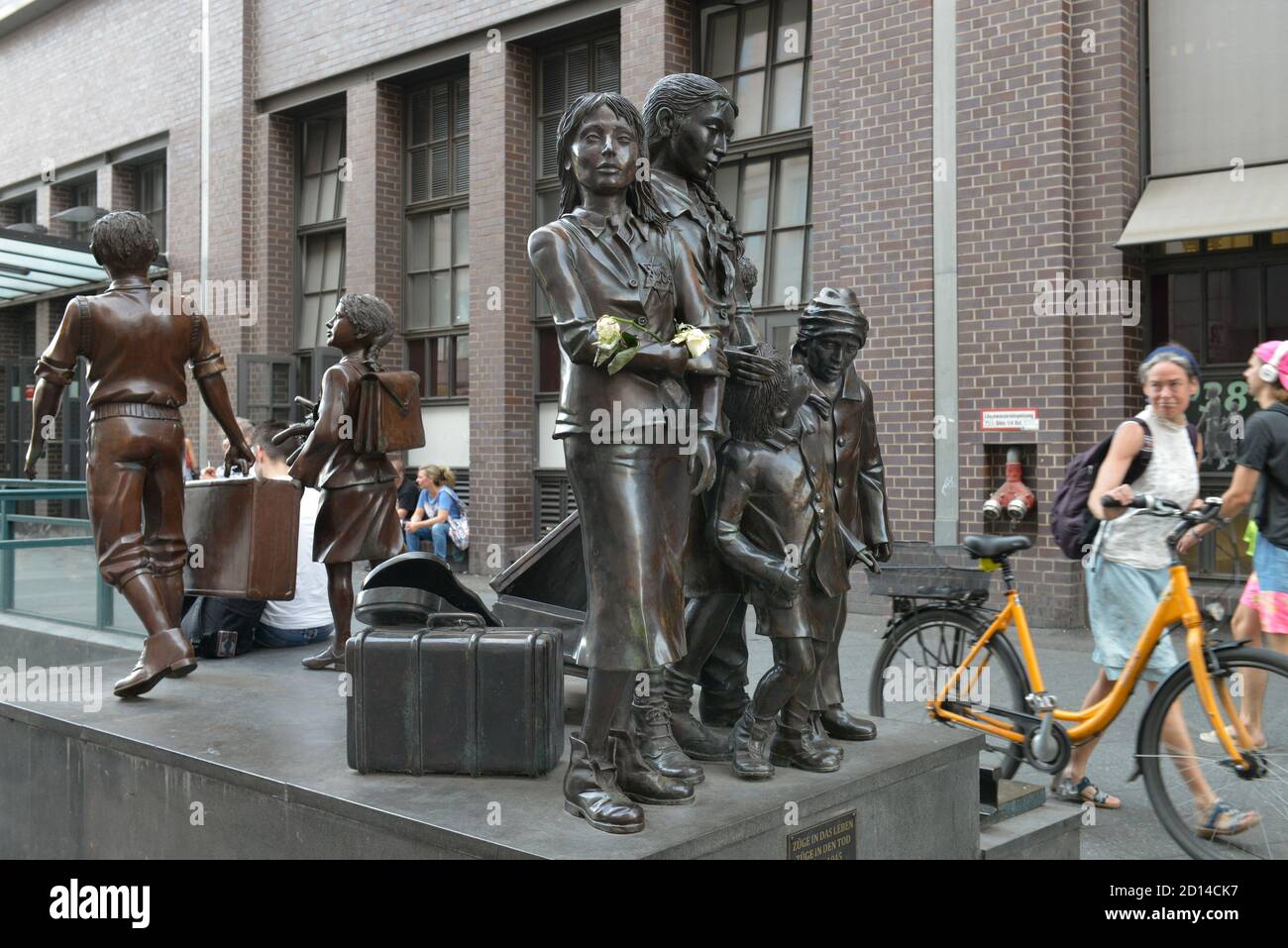 Denkmal, "Züge im Leben - Züge in den Tod', Friedrichstrasse, Mitte, Berlin, Deutschland, Denkmal, 'Zuege ins Leben - Zuege in den Tod', Mitte, Stockfoto