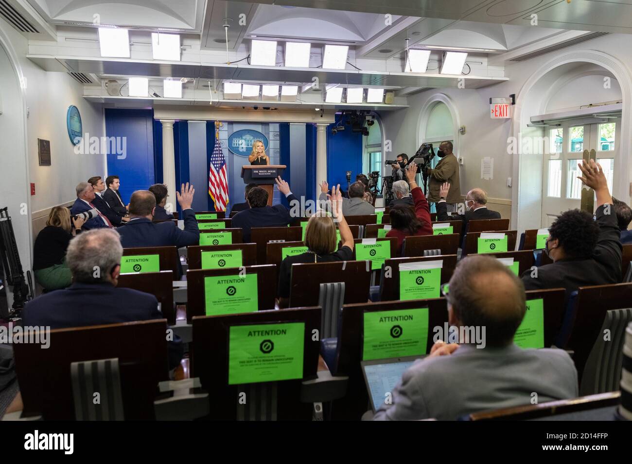 White House Press Briefing. Pressesekretär Kayleigh McEnany hält am Dienstag, den 22. September 2020, im James S. Brady Press Briefing Room des Weißen Hauses eine Pressekonferenz. Stockfoto