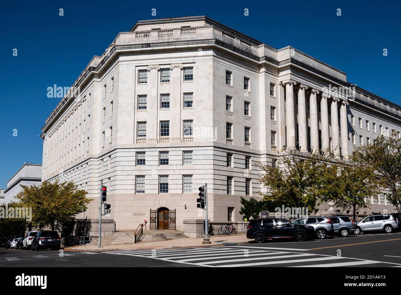 Washington, DC, USA. Oktober 2020. 5. Oktober 2020 - Washington, DC, USA: Das Bürogebäude des Longworth House befindet sich in der Nähe des US-Kapitols. Quelle: Michael Brochstein/ZUMA Wire/Alamy Live News Stockfoto