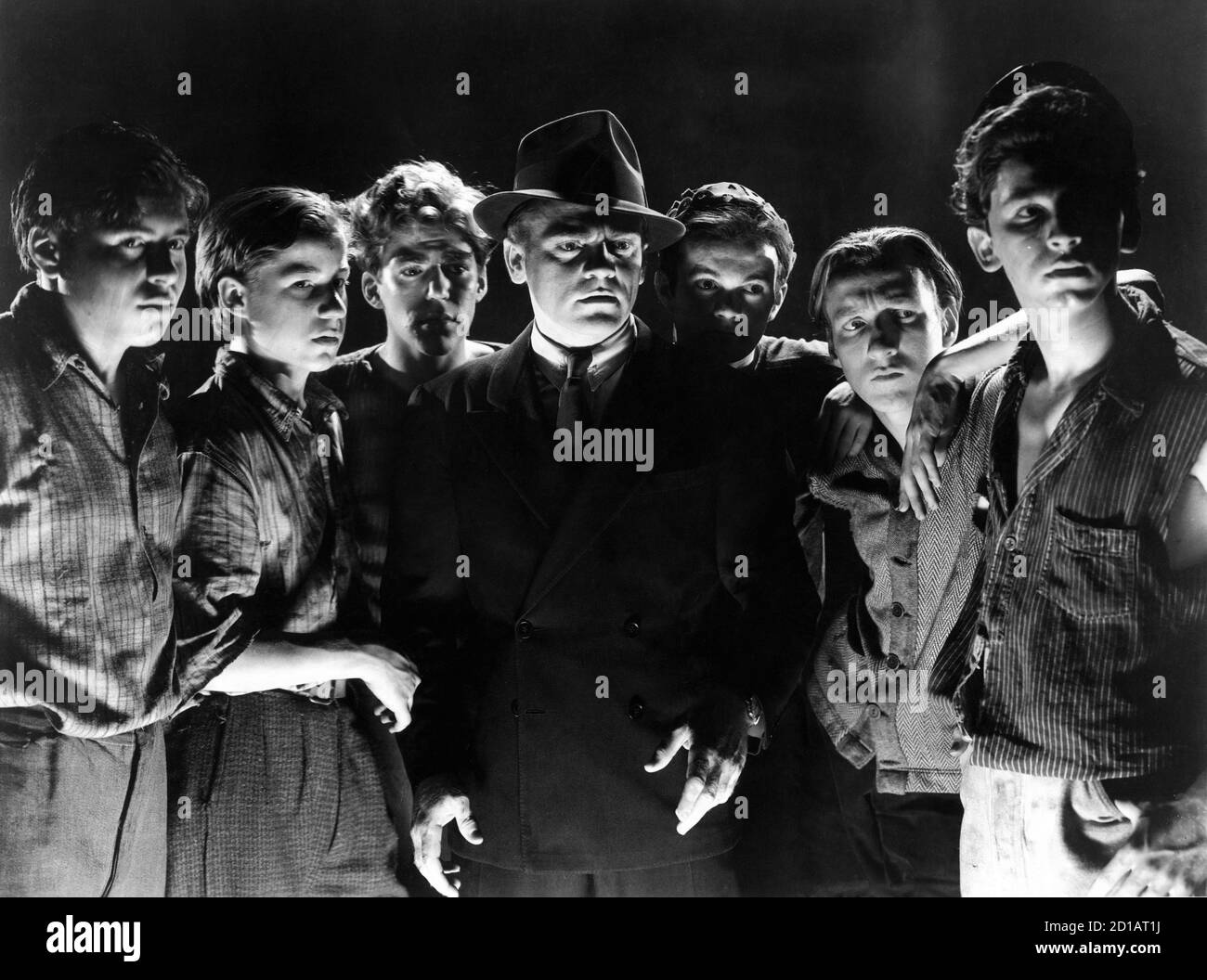 JAMES CAGNEY und die SACKGASSENKINDER Werbeportrait für ENGEL MIT SCHMUTZIGEN GESICHTERN 1938 Regisseur MICHAEL CURTIZ Warner Bros. Stockfoto