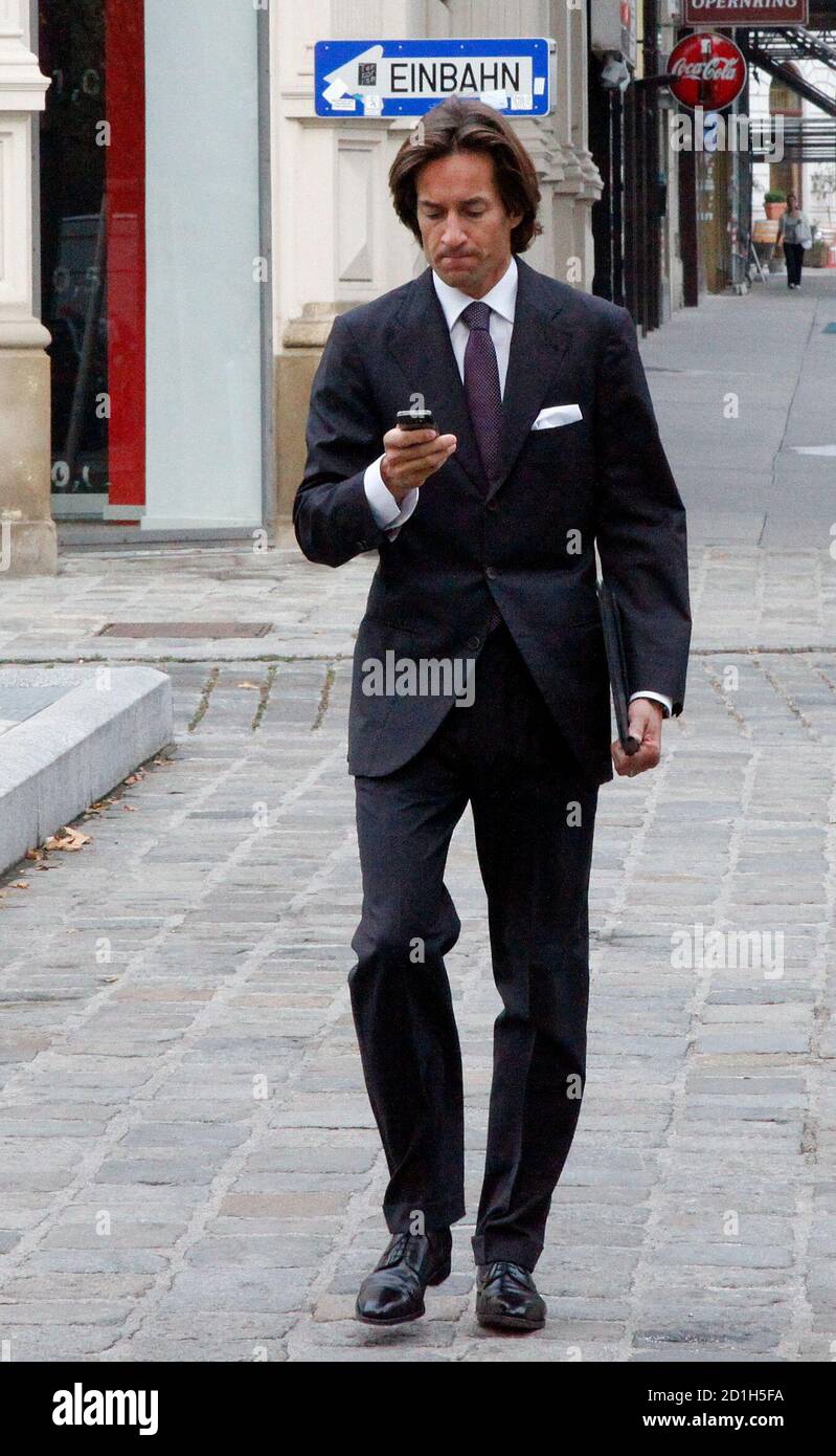 Der ehemalige österreichische Finanzminister KarlHeinz Grasser kommt