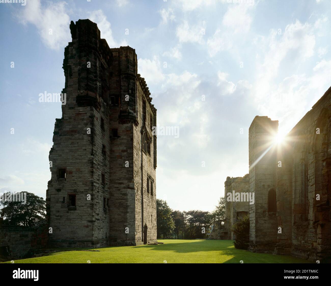 ASHBY DE LA ZOUCH CASTLE, LEICESTERSHIRE. Allgemeiner Blick mit Sonnenschein. Stockfoto