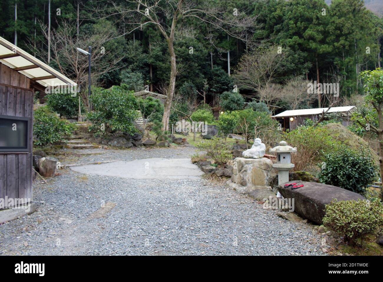 Traditionelles Thermalbad oder Onsen im Gotouen in Beppu, Oita, Japan. Aufgenommen im Dezember 2019. Stockfoto