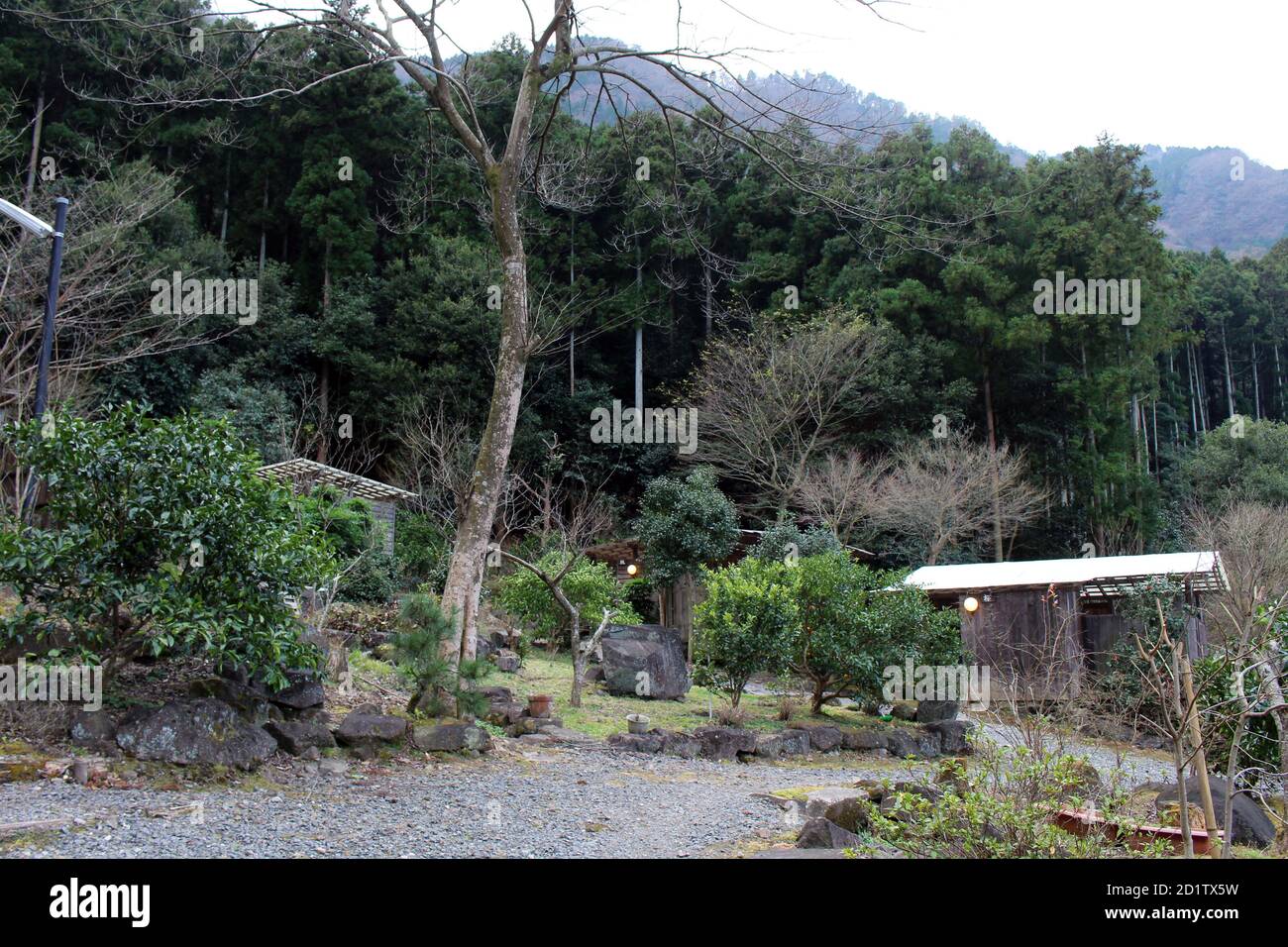 Traditionelles Thermalbad oder Onsen im Gotouen in Beppu, Oita, Japan. Aufgenommen im Dezember 2019. Stockfoto