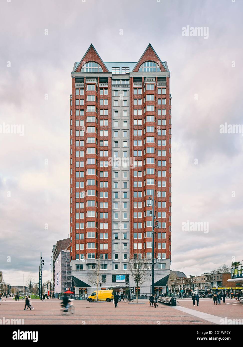 De Statendam, Botersloot, ein Wohn- und Geschäftshaus im Zentrum von Rotterdam, Niederlande. Fertiggestellt im Jahr 2009.. Stockfoto