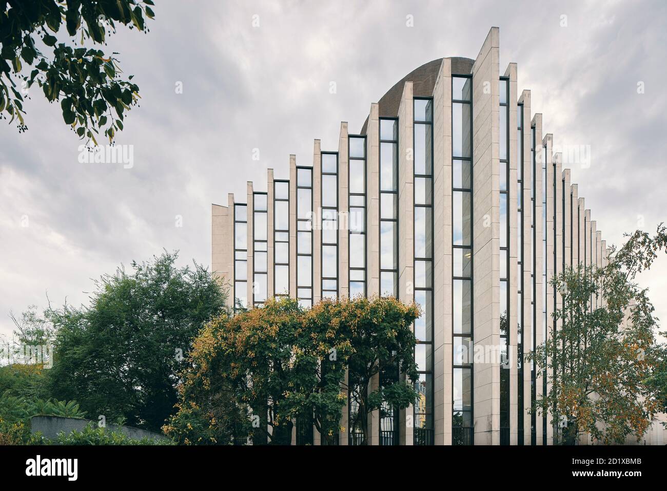 Hôtel de région de Bourgogne in Dijon, Frankreich, beherbergt den Regionalrat von Bourgogne-Franche-Comté. Fertiggestellt im Jahr 1981. Stockfoto