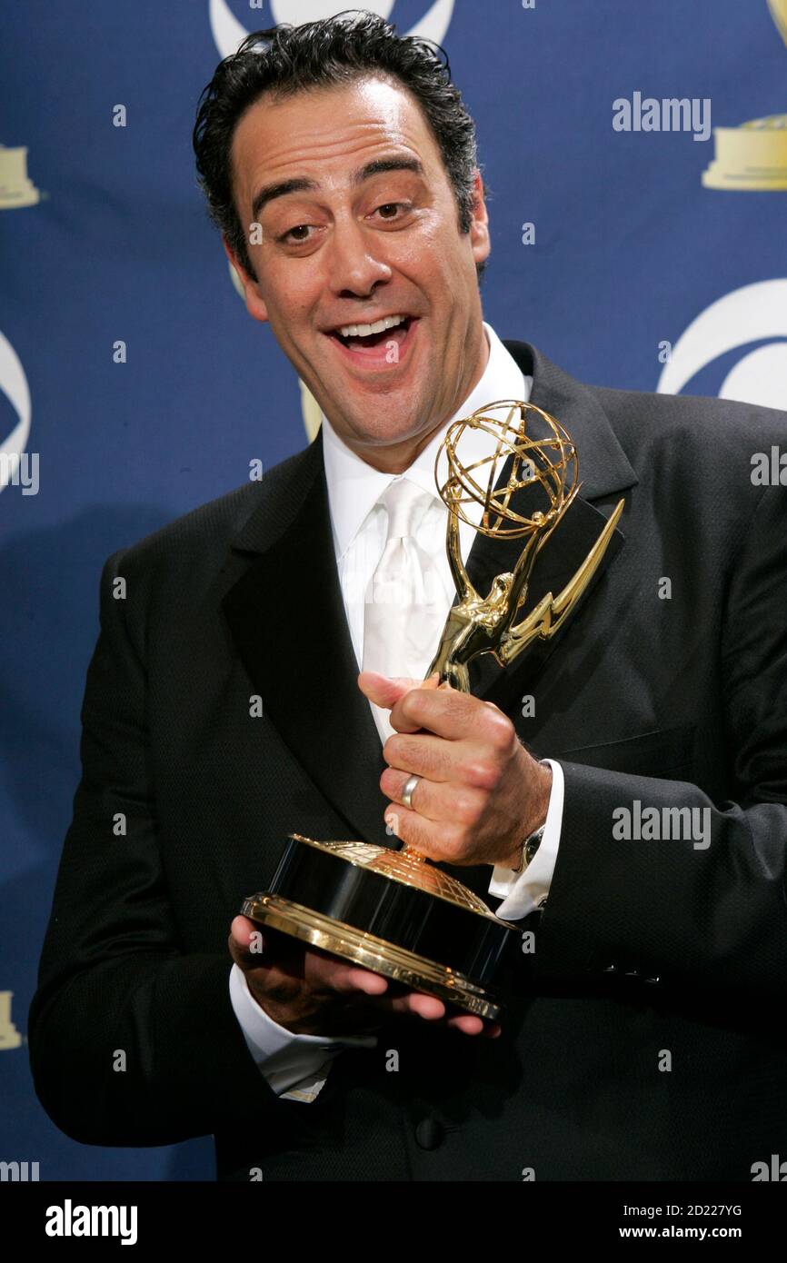 Everybody loves raymond Fotos und Bildmaterial in hoher Auflösung