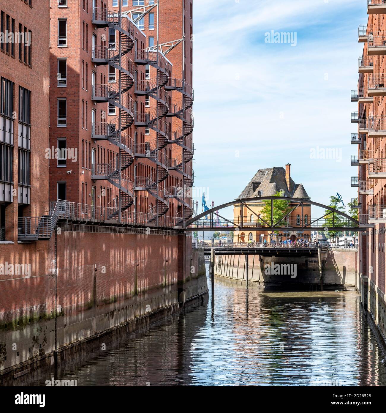 Die ikonische Speicherstadt in Hamburg. Im HafenCity-Viertel gelegen. Erbaut von 1883 bis 1927. Stockfoto
