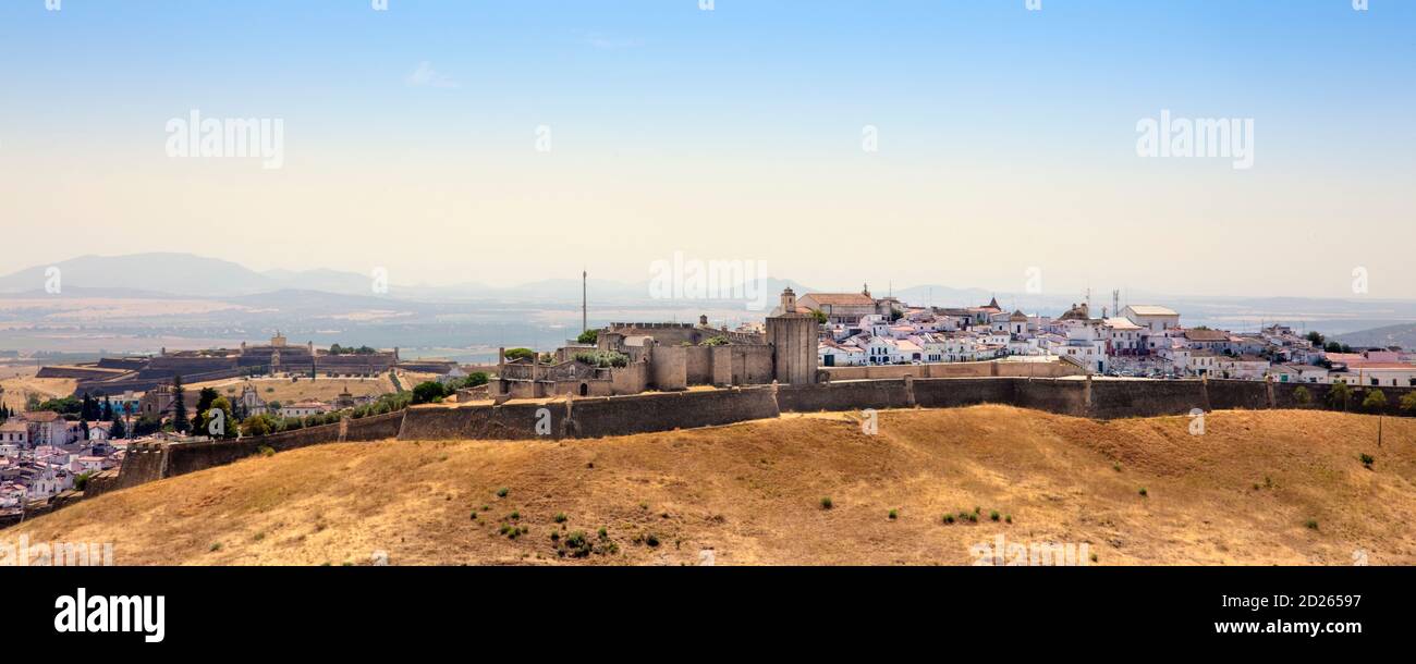 Europa, Westeuropa, Portugal, Alentejo, Weltkulturerbe Elvas. Die größte befestigte Stadt in Europa. Trocken, Sommer, Dürre. Stockfoto