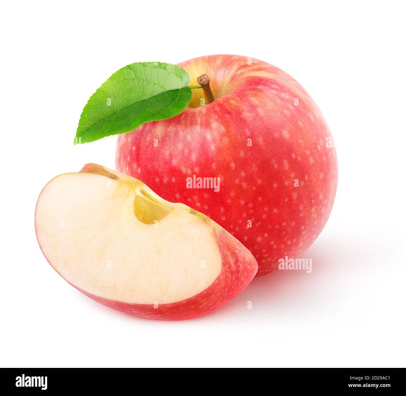 Ein ganzer roter Apfel und ein Stück auf Weiß isoliert Hintergrund Stockfoto