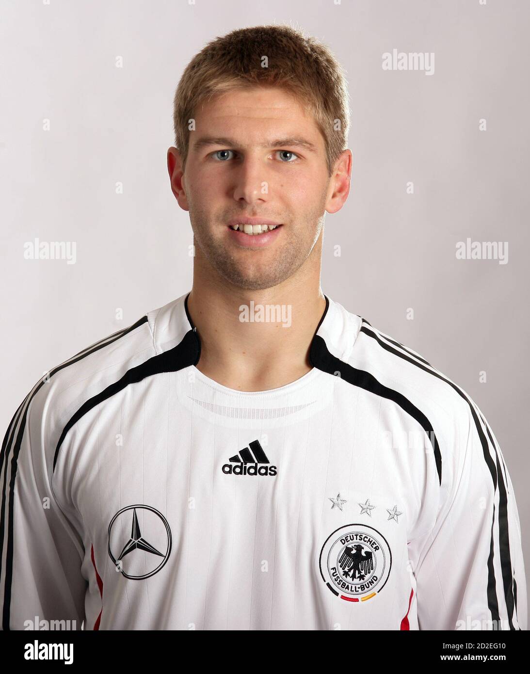 4. How does this compare to other recent 2. Bundesliga signings?