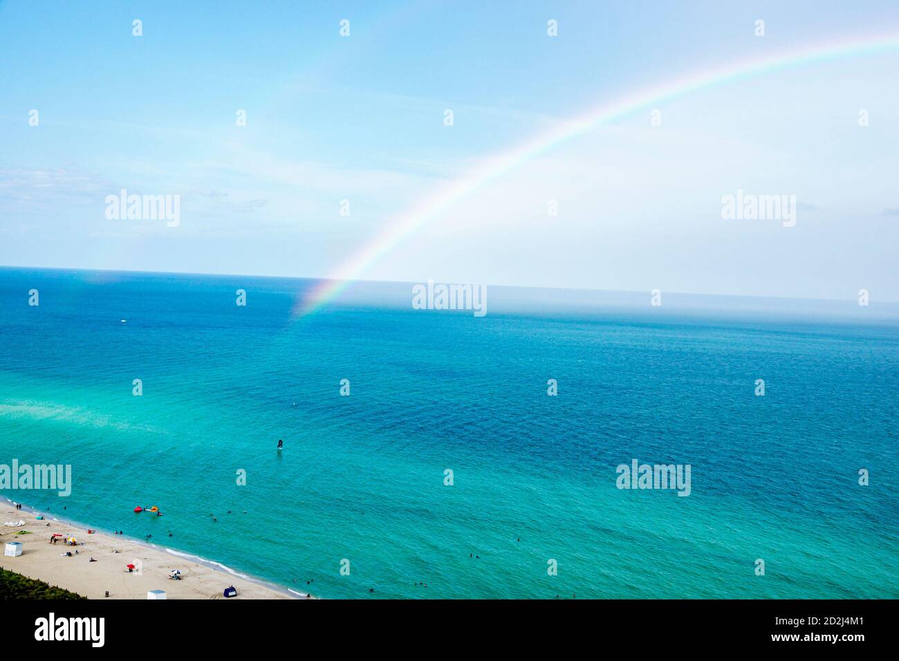 Miami Beach Florida, Atlantischer Ozean Wasser, Sand, Wasser, Regenbogen Regenbogen Bogen, Besucher reisen Reise touristischer Tourismus Wahrzeichen Kultur Cu Stockfoto