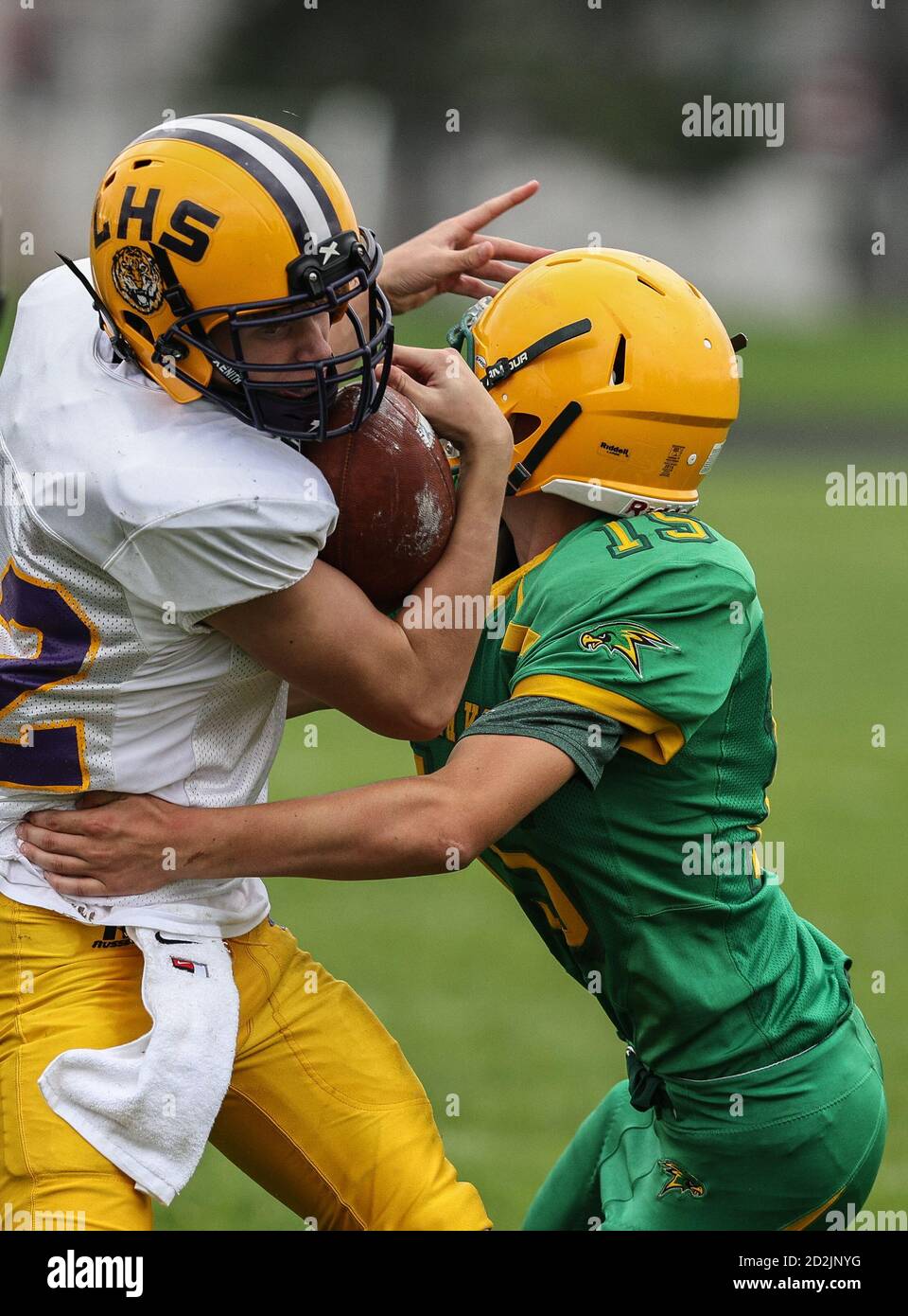 Mit den Neulingen der Lewiston vs. Lakeland High School in Rathdrum, Idaho, können Sie Fußball-Action angehen. Stockfoto