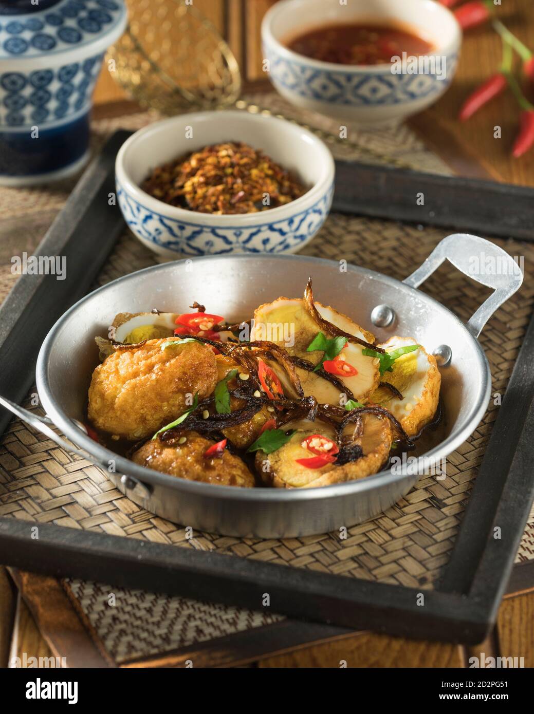 Khai luk khoei. Schwiegersohn Eier. Thailändische Küche Stockfoto