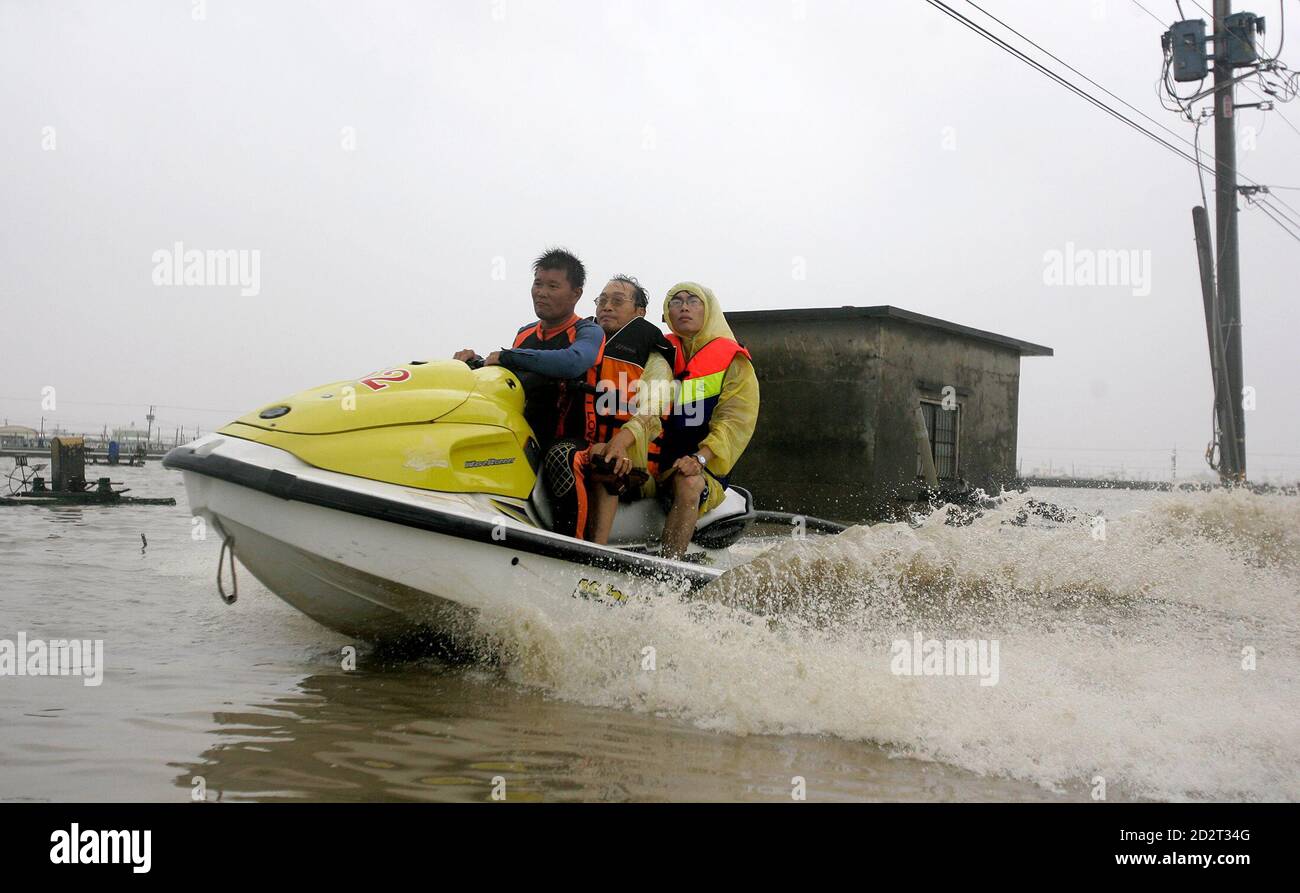 Jet Ski Accident Stockfotos Und Bilder Kaufen Alamy