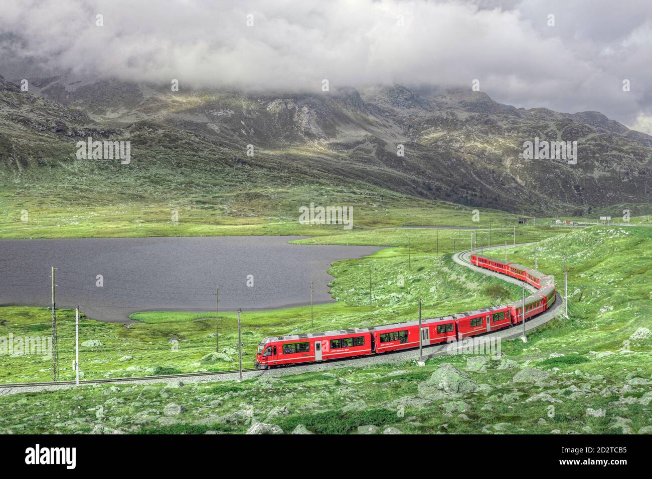 Bernina Pass, Lago Bianco, Ospizio Bernina, Graubünden, Schweiz, Europa Stockfoto