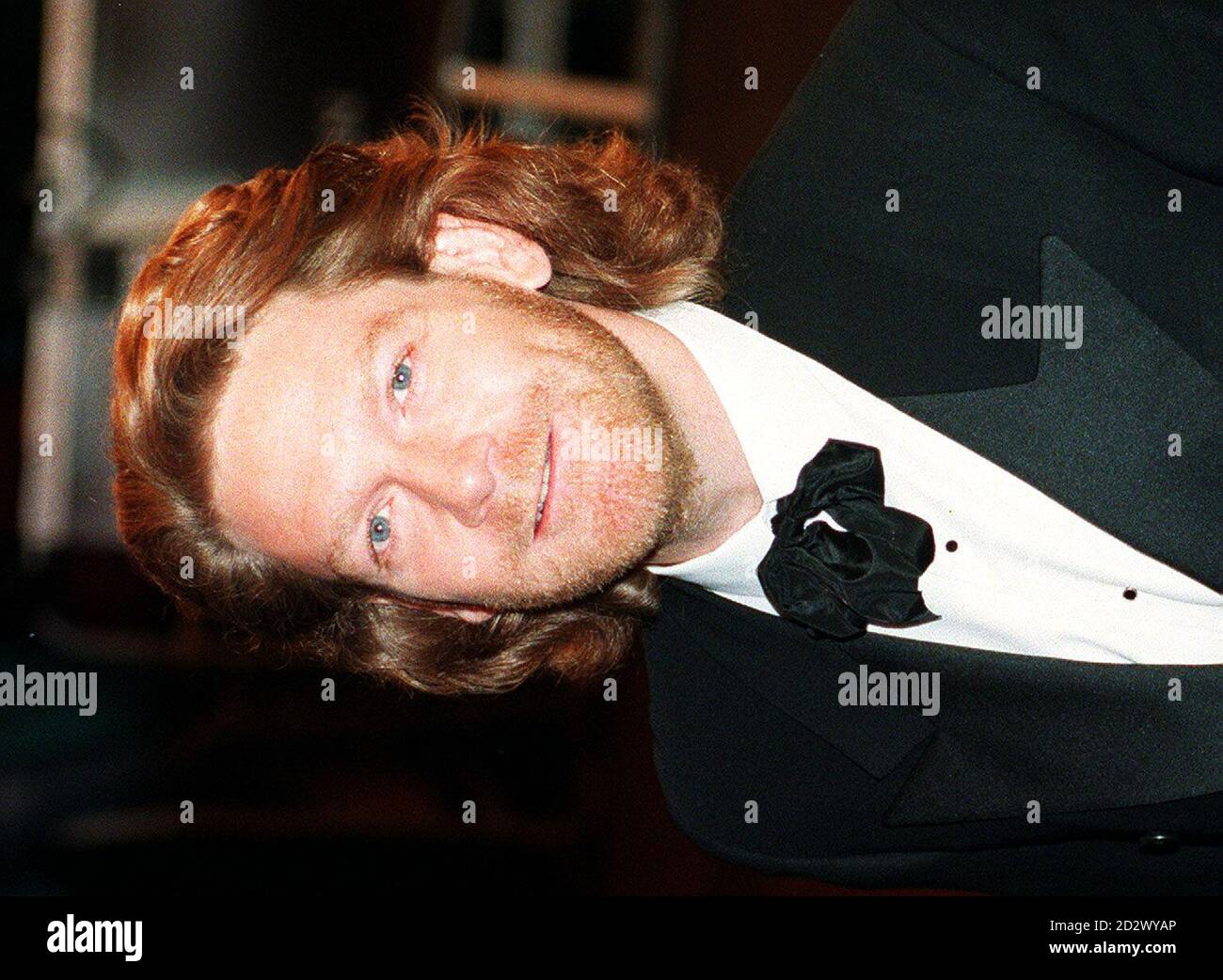 Schauspieler/Regisseur Kenneth Branagh (d.o.b. 09/12/60) Wer hat Ken Dodd eingeladen, die Rolle des Narren Yorick in Branaghs neuer Film-Version von Hamlet zu nehmen. Stockfoto