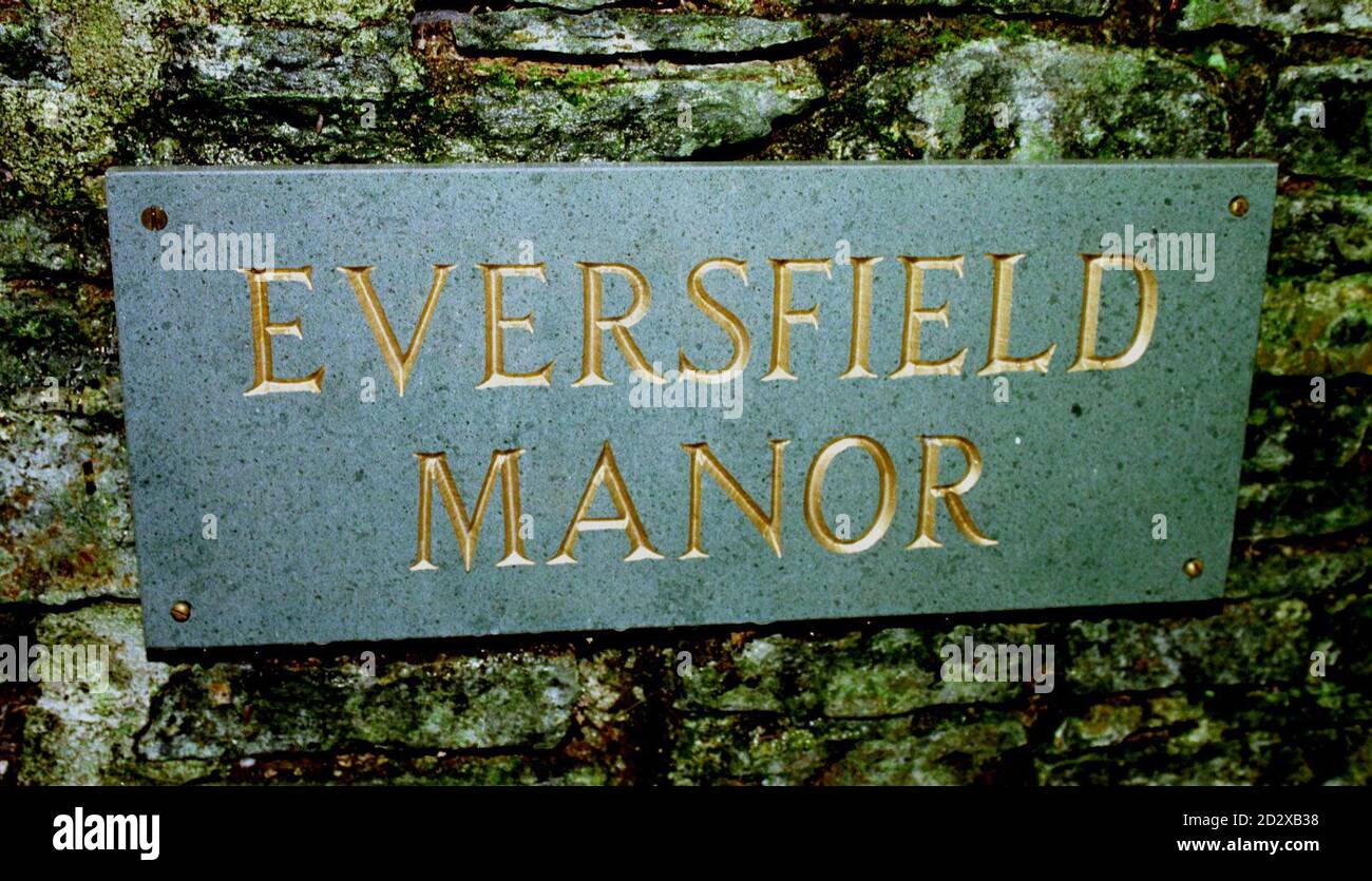 Das Schild am 'Eversfield Manor', das Haus von James Hewitt in Bratton Clovelly, Devon heute (Dienstag). Foto Barry Batchelor/PA Stockfoto