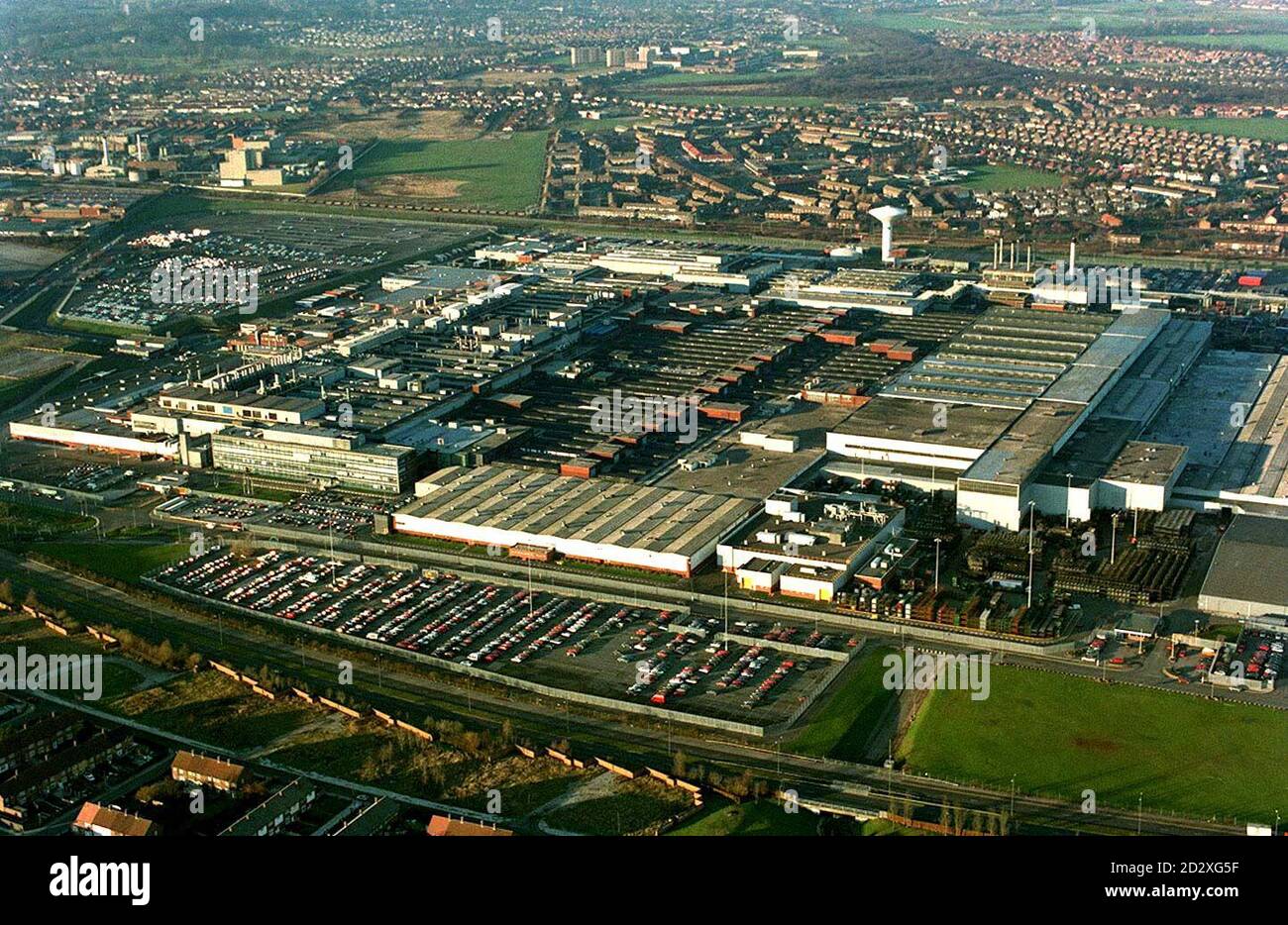 Luftbild des Fords-Werks in Halewood auf Merseyside : die Gewerkschaftsführer sind auf schlechte Nachrichten über Arbeitsplatzverluste vorbereitet, da eines der größten Werke von Ford morgen Manager des Autogriesen trifft, Angst vor bis zu 1.300 Entlassungen und drohenden Schließung hat. Siehe PA Story INDUSTRY Fords. PA-Fotos/PA. Stockfoto