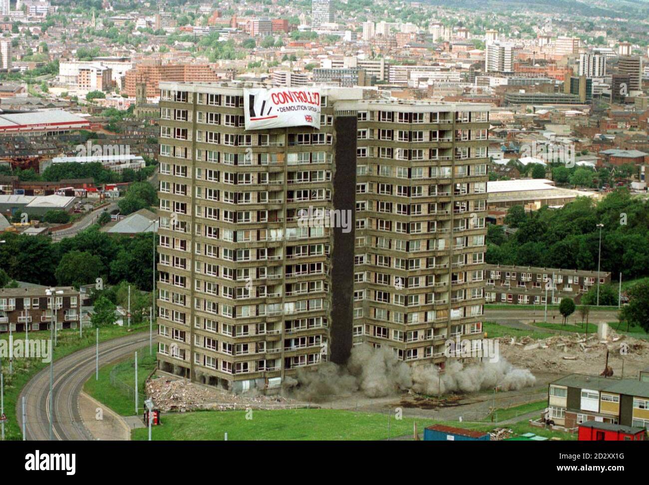 Going....der Anfang vom Ende für die East Bank Wohnungen in Sheffield heute (Sonntag). Foto von Paul Barker/PA Stockfoto