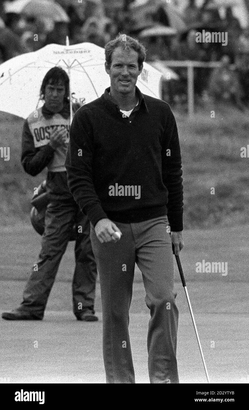 PA NEWS FOTO 14/7/73 TOM WEISKOPF VON USA WÄHREND DER 1973 OPEN GOLF CHAMPIONSHIP IN TROON Stockfoto