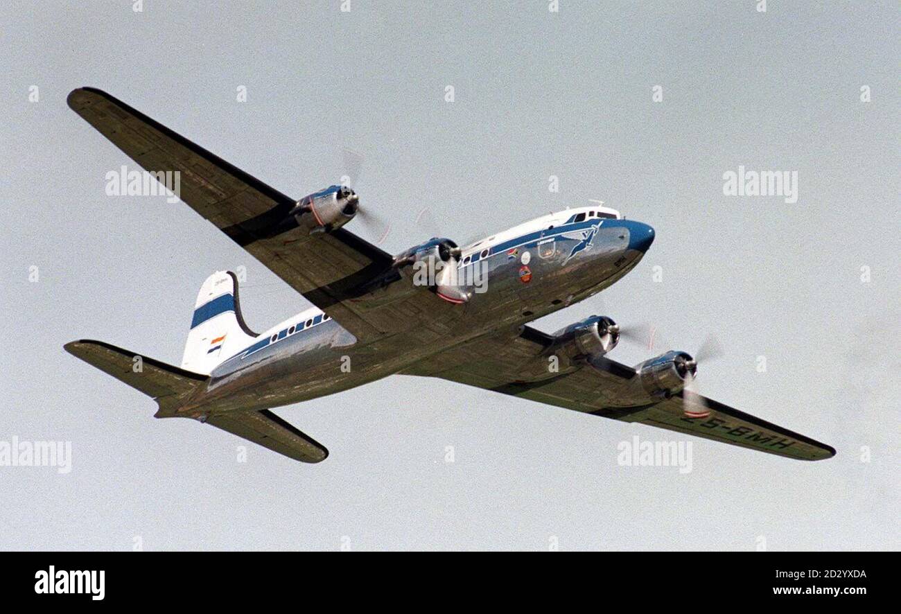 1998 Filer eines Douglas DC-4 des South African Airways Historic Fluges. Paul Jarrett. Stockfoto