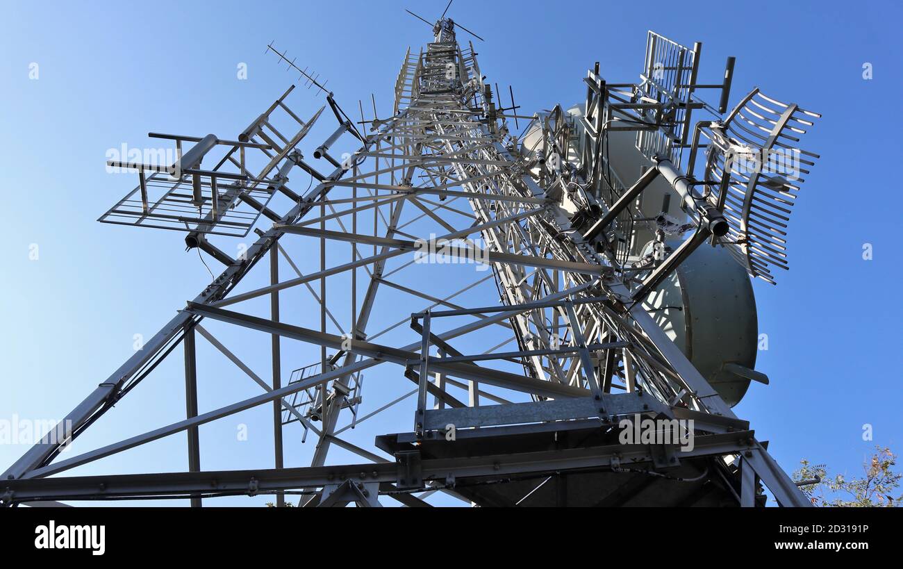 Nusco - Traliccio per antenne nel Parco Castello Stockfoto