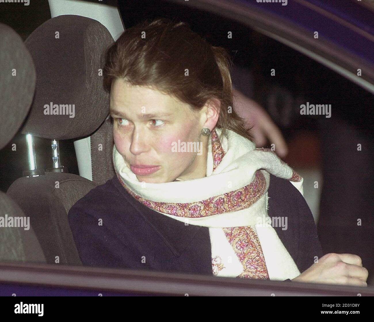 Lady Sarah Chatto, nachdem sie Prinzessin Margaret im King Edward VII Hospital im Zentrum von London besucht hatte. Lady Sarah weigerte sich, sich zum Zustand ihrer Mutter zu äußern. * 2. September 02: Prinzessin Margaret ist heute Morgen friedlich im Schlaf gestorben, teilte Buckingham Palace mit. In einer Erklärung sagte der Palast, dass die Prinzessin um 6.30 Uhr im King Edward VII Hospital in London starb. Stockfoto