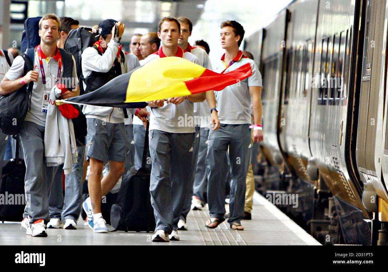 Das belgische Olympia-Team verlässt die Olympischen Spiele 2012 in London auf Eurostar vom Bahnhof St. Pancras in London. Stockfoto