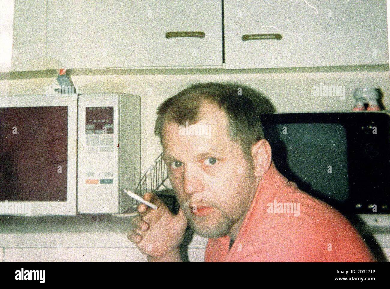 BERATUNG FÜR NEWS DESKS, CSES UND PICTURE DESKS: NICHT ZUR VERÖFFENTLICHUNG. Undated Collect Bild von Michael Stone, 38, DAS EINZIGE BILD, DAS NR JUSTICE POOLE DEN MEDIEN ERLAUBT ZU VERWENDEN. Stone wird wegen des Mordes an Dr. Lin Russell und ihrer Tochter Megan und des versuchten Mordes an ihrer Tochter Josie Russell angeklagt. *04/10/01 Michael Stone, wurde am Nottingham Crown Court für schuldig befunden wegen des Mordes an Dr. Lin Russell, 45, und ihrer sechsjährigen Tochter Megan, und des versuchten Mordes an Josie Russell, der zum Zeitpunkt des Angriffs im Juli 1996 neun Jahre alt war. Stockfoto