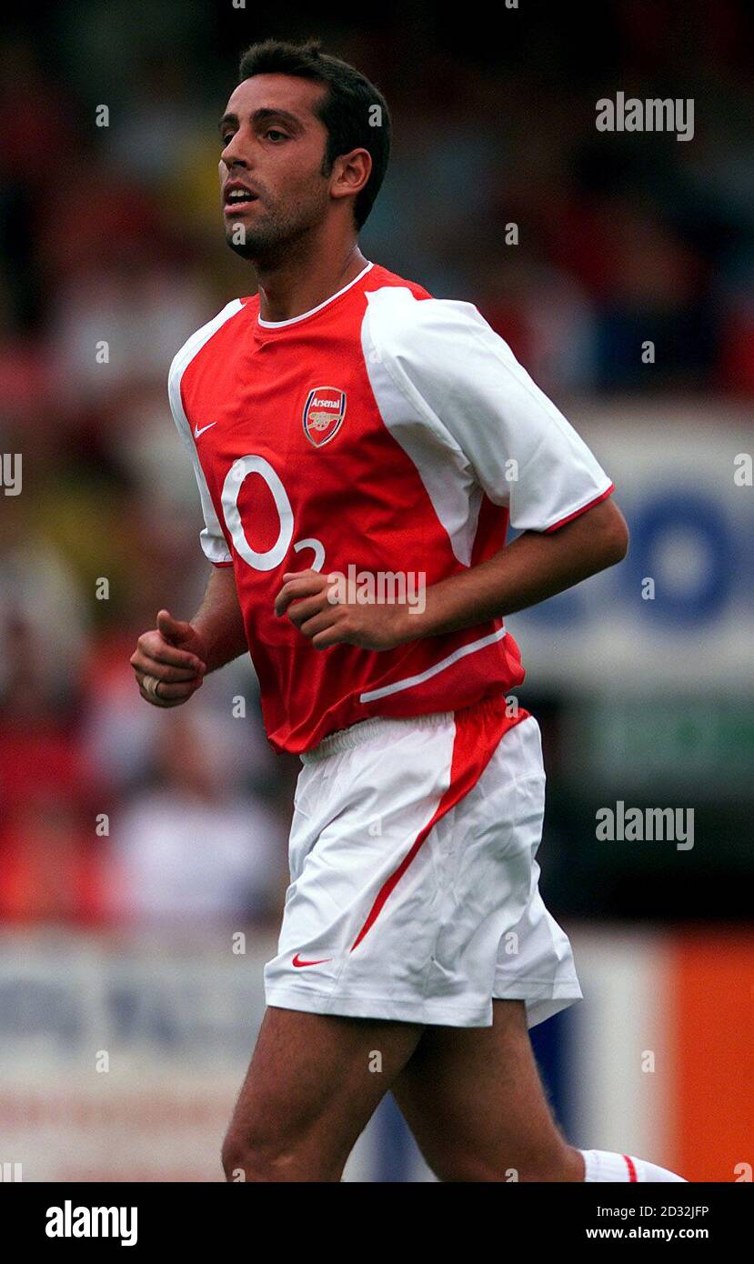 Arsenal's edu während der Vorsaison freundlich im Broadhall Ground, Stevenage. DIESES BILD KANN NUR IM RAHMEN EINER REDAKTIONELLEN FUNKTION VERWENDET WERDEN. KEINE WEBSITE-/INTERNETNUTZUNG, ES SEI DENN, DIE WEBSITE IST BEI DER FOOTBALL ASSOCIATION PREMIER LEAGUE REGISTRIERT. Stockfoto Arsenal's edu während der Vorsaison freundlich im Broadhall Ground, Stevenage. DIESES BILD KANN NUR IM RAHMEN EINER REDAKTIONELLEN FUNKTION VERWENDET WERDEN. KEINE WEBSITE-/INTERNETNUTZUNG, ES SEI DENN, DIE WEBSITE IST BEI DER FOOTBALL ASSOCIATION PREMIER LEAGUE REGISTRIERT. Stockfoto
