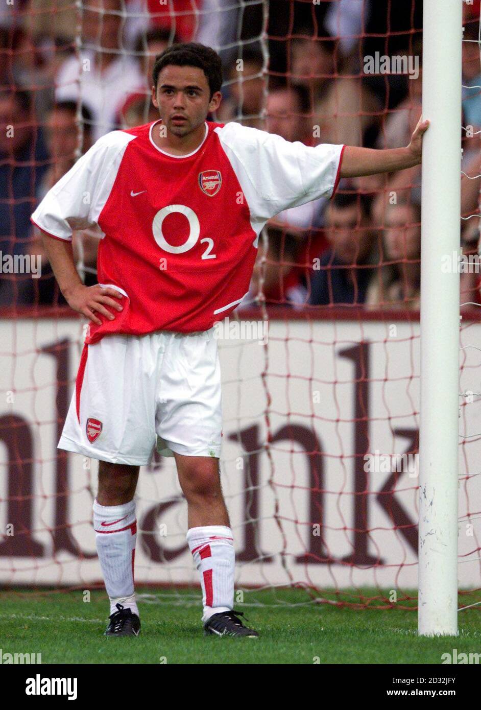 Juan Maldondo Duarte von Arsenal während der Vorsaison freundlich im Broadhall Ground, Stevenage. DIESES BILD KANN NUR IM RAHMEN EINER REDAKTIONELLEN FUNKTION VERWENDET WERDEN. KEINE WEBSITE-/INTERNETNUTZUNG, ES SEI DENN, DIE WEBSITE IST BEI DER FOOTBALL ASSOCIATION PREMIER LEAGUE REGISTRIERT. Stockfoto Juan Maldondo Duarte von Arsenal während der Vorsaison freundlich im Broadhall Ground, Stevenage. DIESES BILD KANN NUR IM RAHMEN EINER REDAKTIONELLEN FUNKTION VERWENDET WERDEN. KEINE WEBSITE-/INTERNETNUTZUNG, ES SEI DENN, DIE WEBSITE IST BEI DER FOOTBALL ASSOCIATION PREMIER LEAGUE REGISTRIERT. Stockfoto