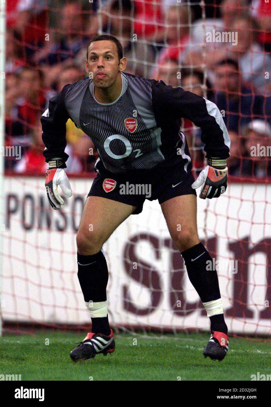Arsenals Richard Wright während der Vorsaison freundlich im Broadhall Ground, Stevenage. DIESES BILD KANN NUR IM RAHMEN EINER REDAKTIONELLEN FUNKTION VERWENDET WERDEN. KEINE WEBSITE-/INTERNETNUTZUNG, ES SEI DENN, DIE WEBSITE IST BEI DER FOOTBALL ASSOCIATION PREMIER LEAGUE REGISTRIERT. Stockfoto Arsenals Richard Wright während der Vorsaison freundlich im Broadhall Ground, Stevenage. DIESES BILD KANN NUR IM RAHMEN EINER REDAKTIONELLEN FUNKTION VERWENDET WERDEN. KEINE WEBSITE-/INTERNETNUTZUNG, ES SEI DENN, DIE WEBSITE IST BEI DER FOOTBALL ASSOCIATION PREMIER LEAGUE REGISTRIERT. Stockfoto