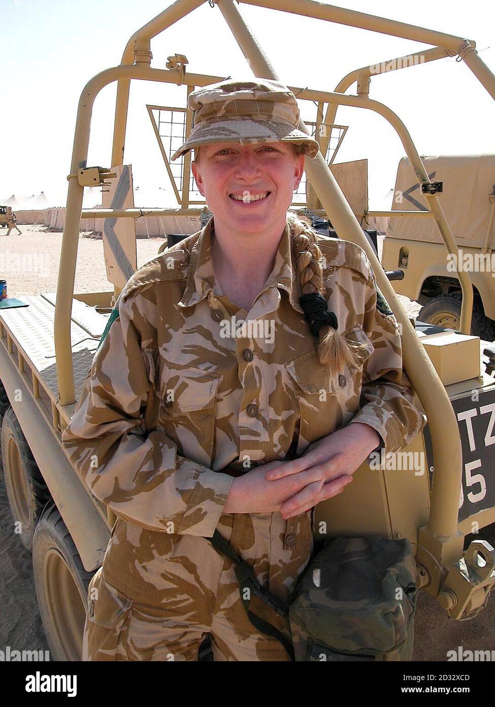 Korporal Dee Oldman, angeschlossen an 3 para Regiment in Kuwait, in der Nähe der irakischen Grenze. Stockfoto