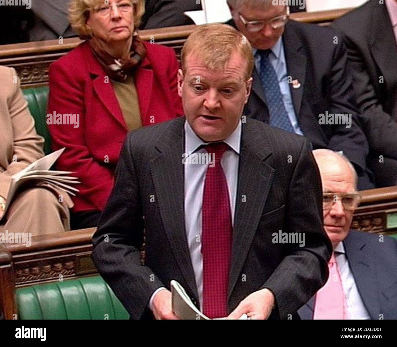 Der Vorsitzende der Liberaldemokraten, Charles Kennedy, spricht im Londoner Unterhaus während der Fragen des Premierministers. Stockfoto
