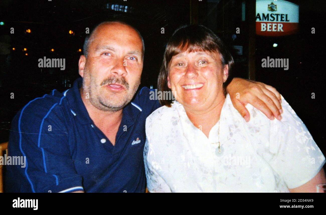 Undatierte Abbildung von Anthony und Linda O'Malley aus Llangollen, Nordwales. Die im September 2002 vermisst wurden, nachdem sie nach Benidorm gereist waren, um eine Immobilie zu finden. Stockfoto