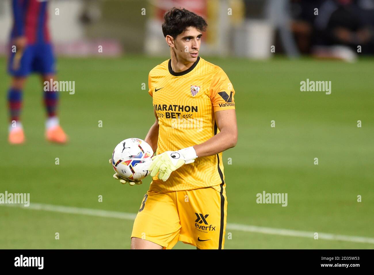 Barcelona, Spanien. Oktober 2020. Yassine Bounou Bono von Sevilla FC während des La Liga Spiels zwischen FC Barcelona und Sevilla FC spielte im Camp Nou Stadion am 4. Oktober 2020 in Barcelona, Spanien. (Foto von PRESSINPHOTO) Credit: Pro Shots/Alamy Live News Stockfoto