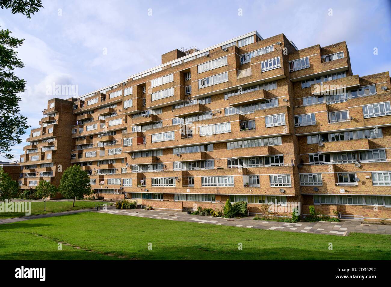 Dawson's Heights modernistische Wohnsiedlung, East Dulwich, London SE22. Entworfen von der Architektin Kate Macintosh in den 1960er Jahren. Stockfoto