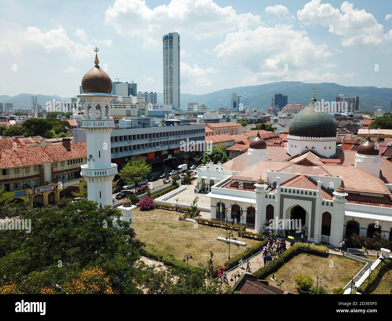 Georgetown, Penang/Malaysia - 28 2020. Februar: Gebetszeit Masjid Kapitan Keling nach dem freitagsgebet. Stockfoto