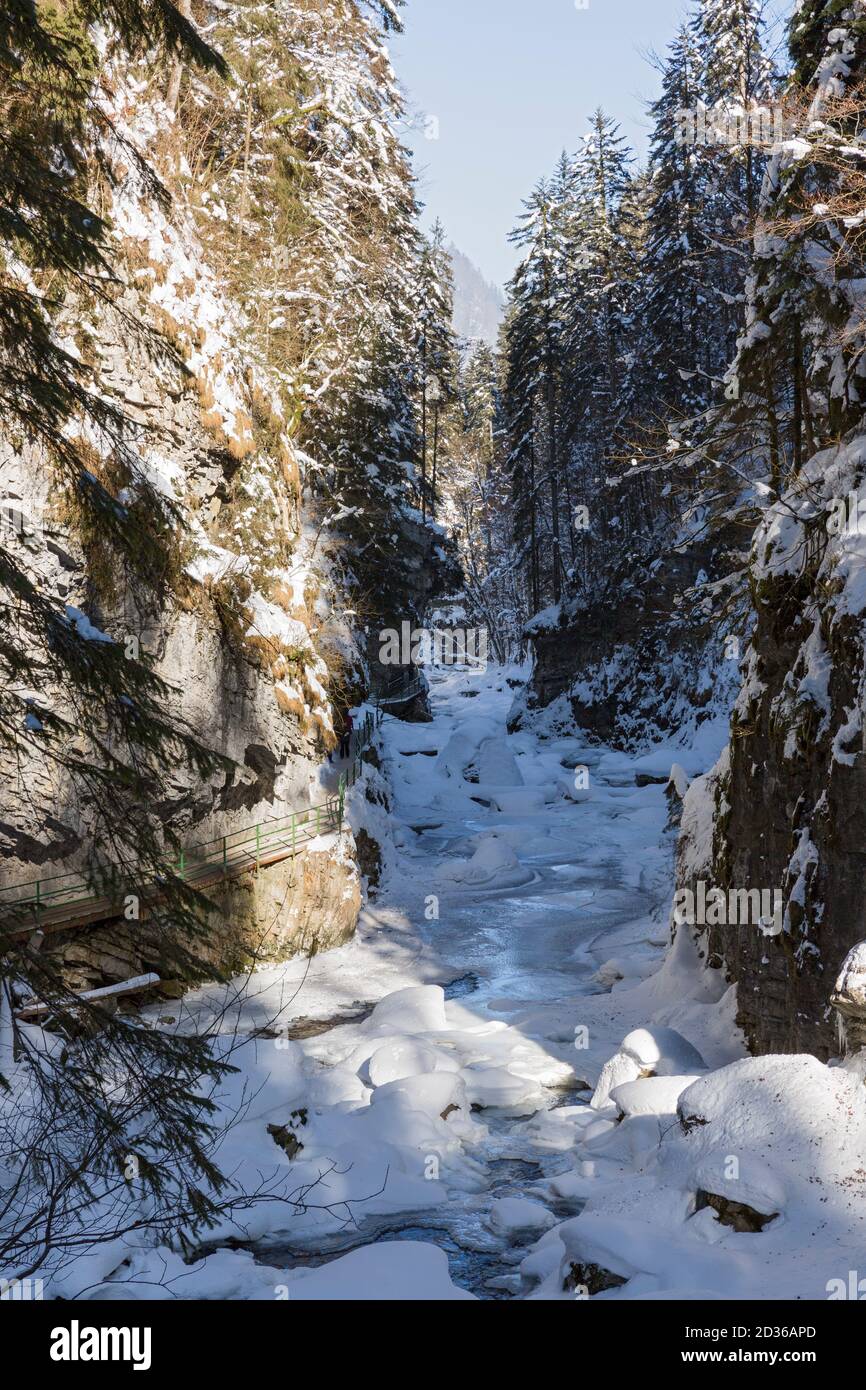 Breitachklamm, Gebirgsbach, verschneit, Oberstdorf, Allgäu Stockfoto
